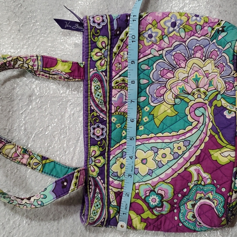 Vera Bradley Sholder Bag. - Picture 10 of 11